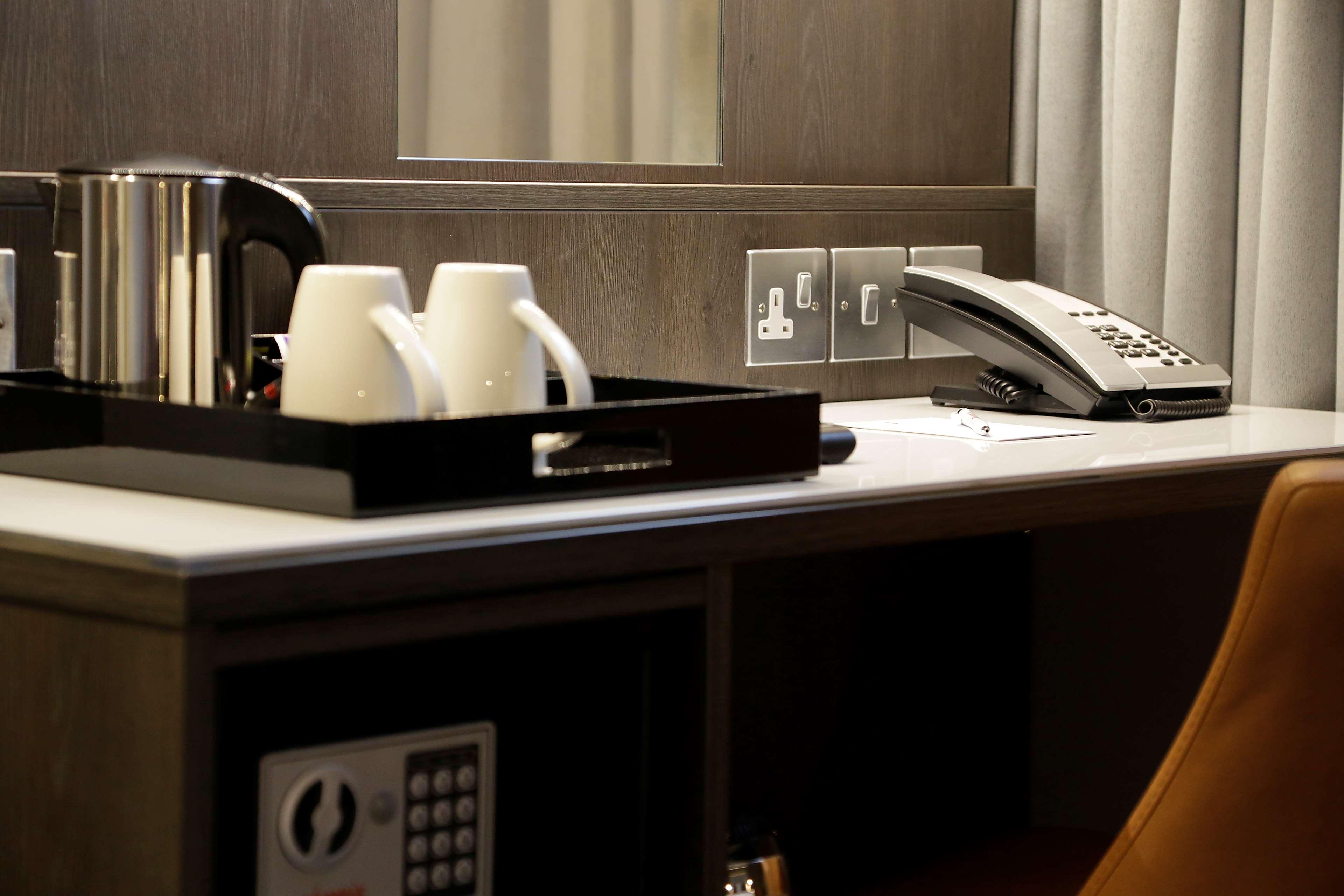 เบสต์ เวสเทิร์น พลัส วักซ์โฮลม์ โฮเต็ล Hotel ลอนดอน ภายนอก รูปภาพ